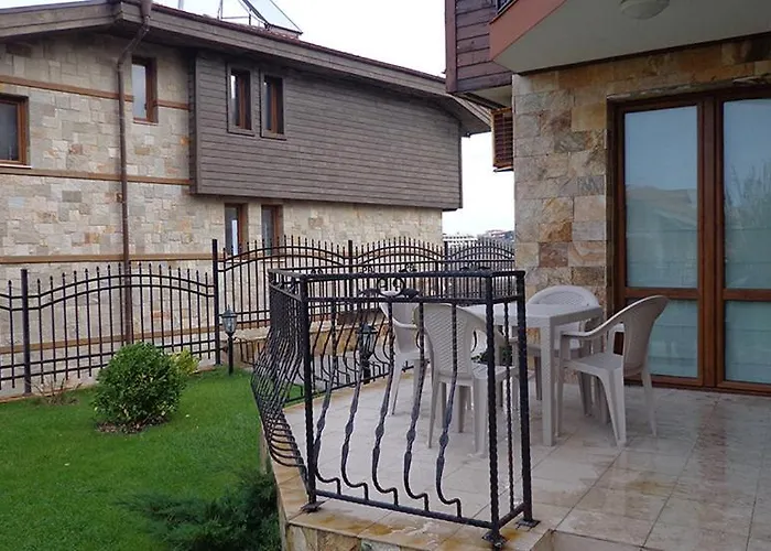 лилия Lejlighed Sozopol